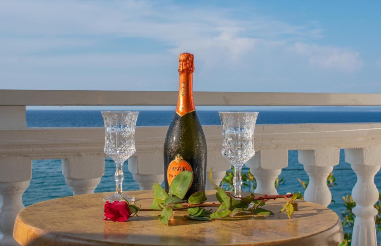Agoulos Beach Hotel Argassi Ngoại thất bức ảnh