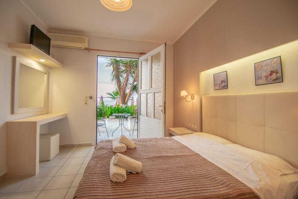 Agoulos Beach Hotel Argassi Ngoại thất bức ảnh
