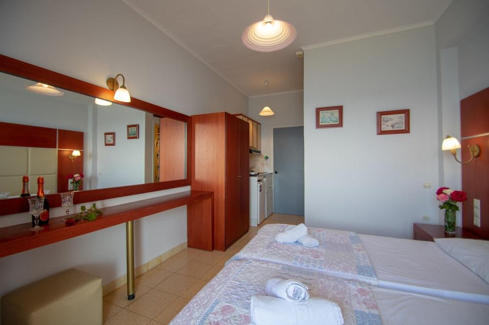 Agoulos Beach Hotel Argassi Ngoại thất bức ảnh