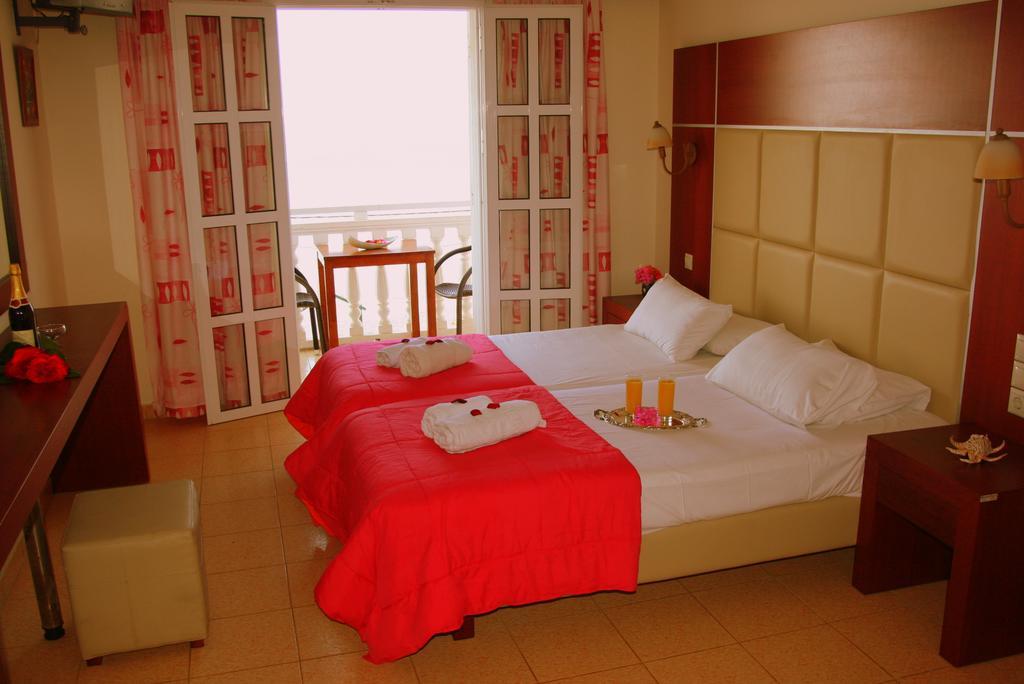 Agoulos Beach Hotel Argassi Ngoại thất bức ảnh